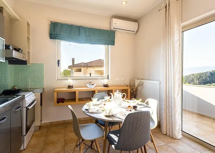 Kitries Summer Getaway - Eden Comfy * Kitriaí